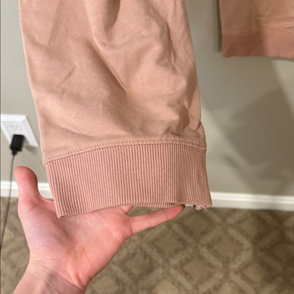 Free People movement dusty rose colored joggers with ankle zip and drawstring - Picture 6 of 13